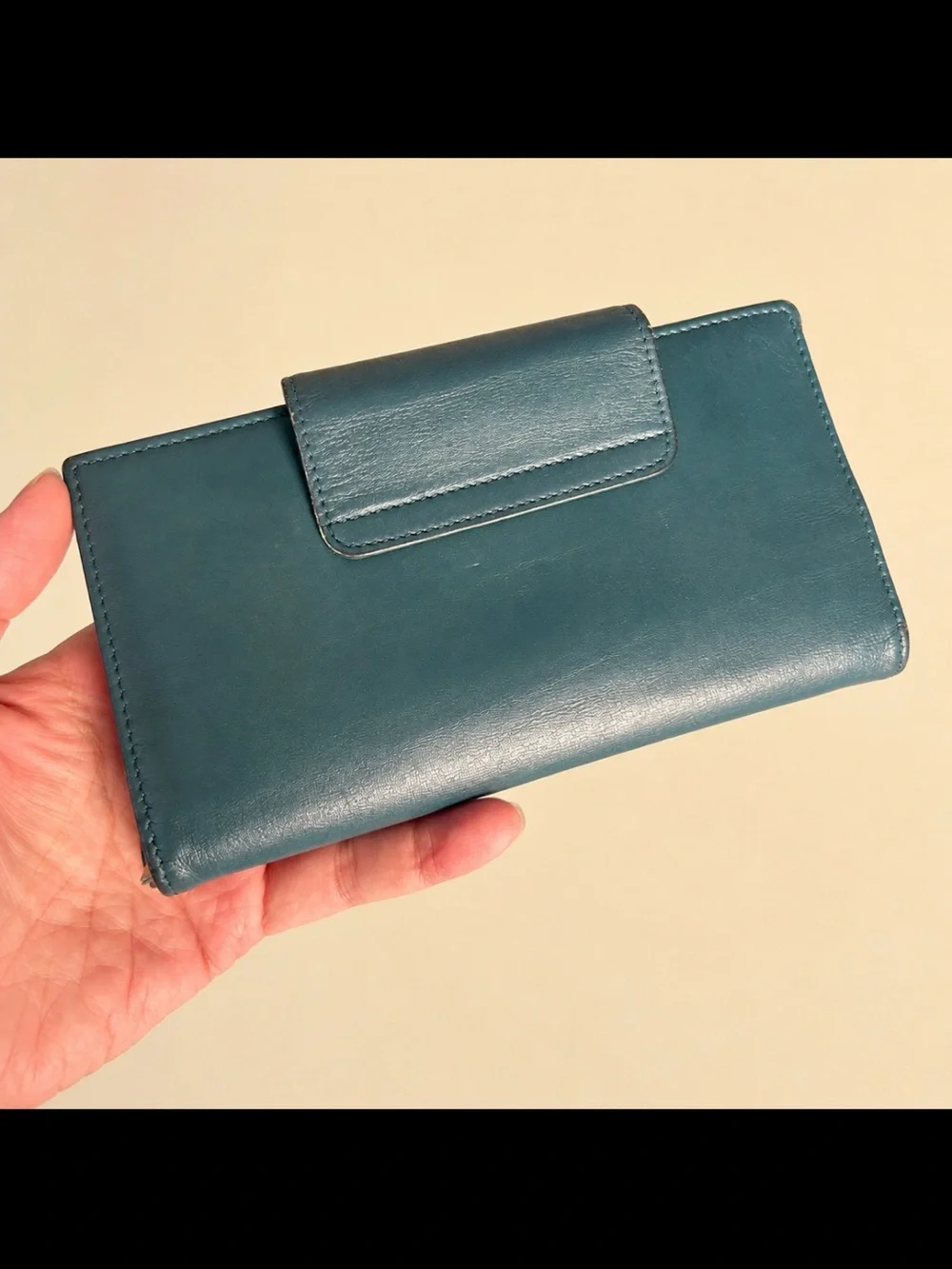 Salvatore Ferragamo PEACOCK Teal Leather Continental Wallet EUC